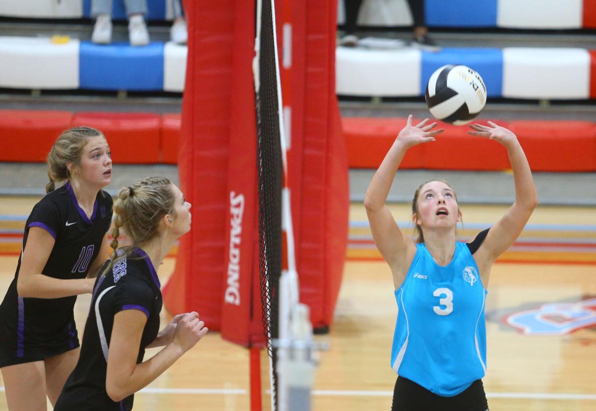 NW vs Mac sect vball WEB ONLY 32.JPG