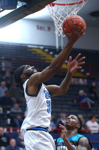 BobKats vs Warriors 64.JPG