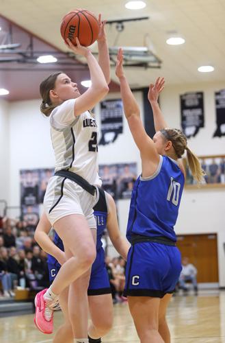 Western vs Carroll girls BB 01.jpg