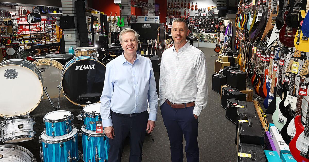 Isound Owner Sound of Music celebrates 40 years of business | News | kokomotribune.com