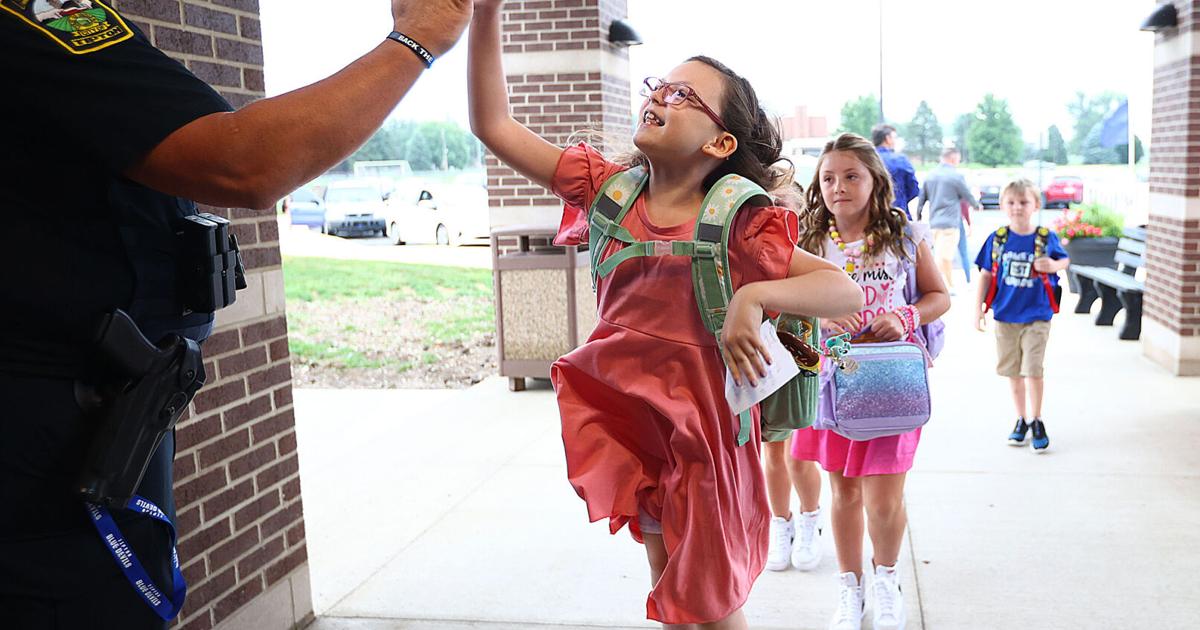 PHOTOS Tipton Elementary School First Day News