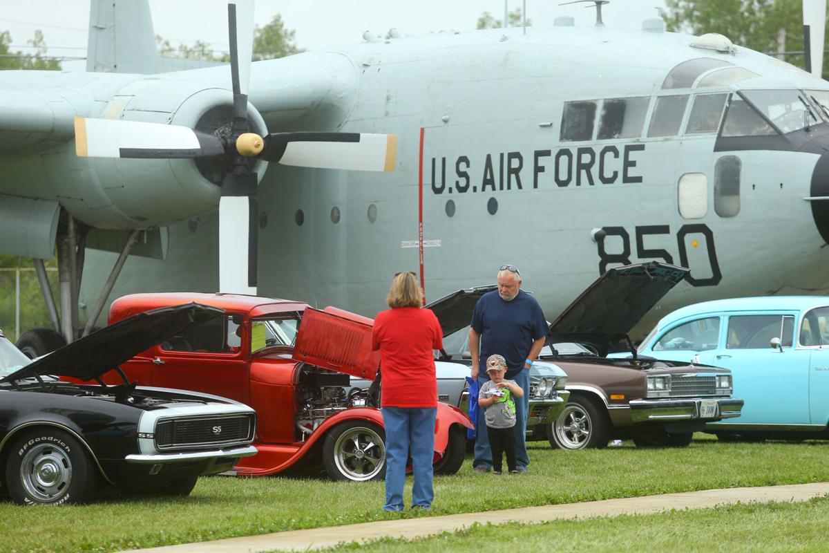 Warbird Cruise-In WEB ONLY 06.JPG