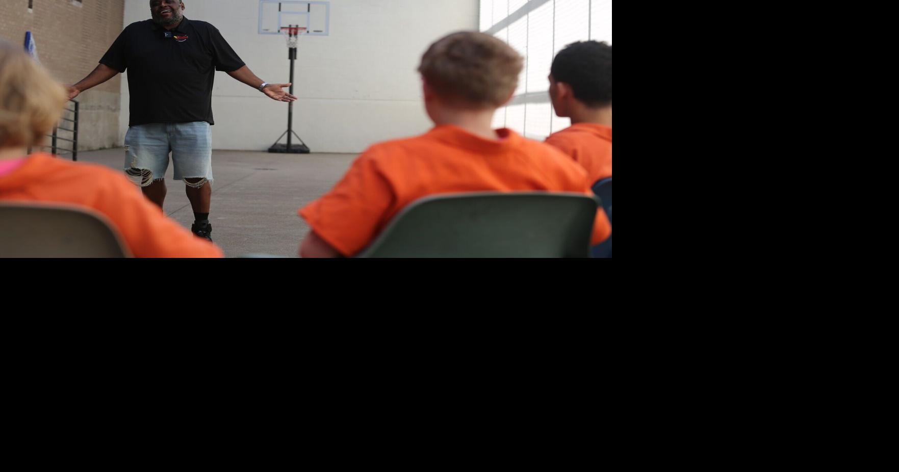 'Be harder than life': Grammy-winning musician inspires youth in juvenile detention