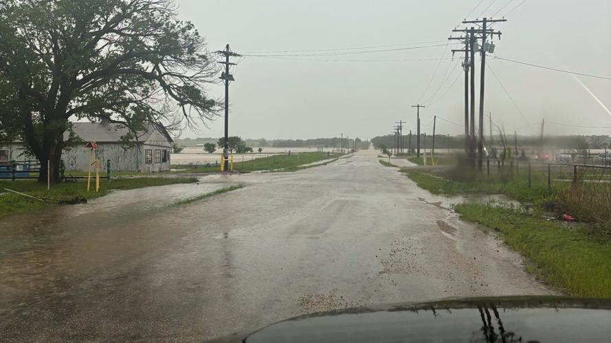 2 dead as slow-moving storms flood roads across Oklahoma and Texas ...
