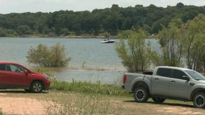 Search continues for missing Lake Texoma boater | News | kten.com