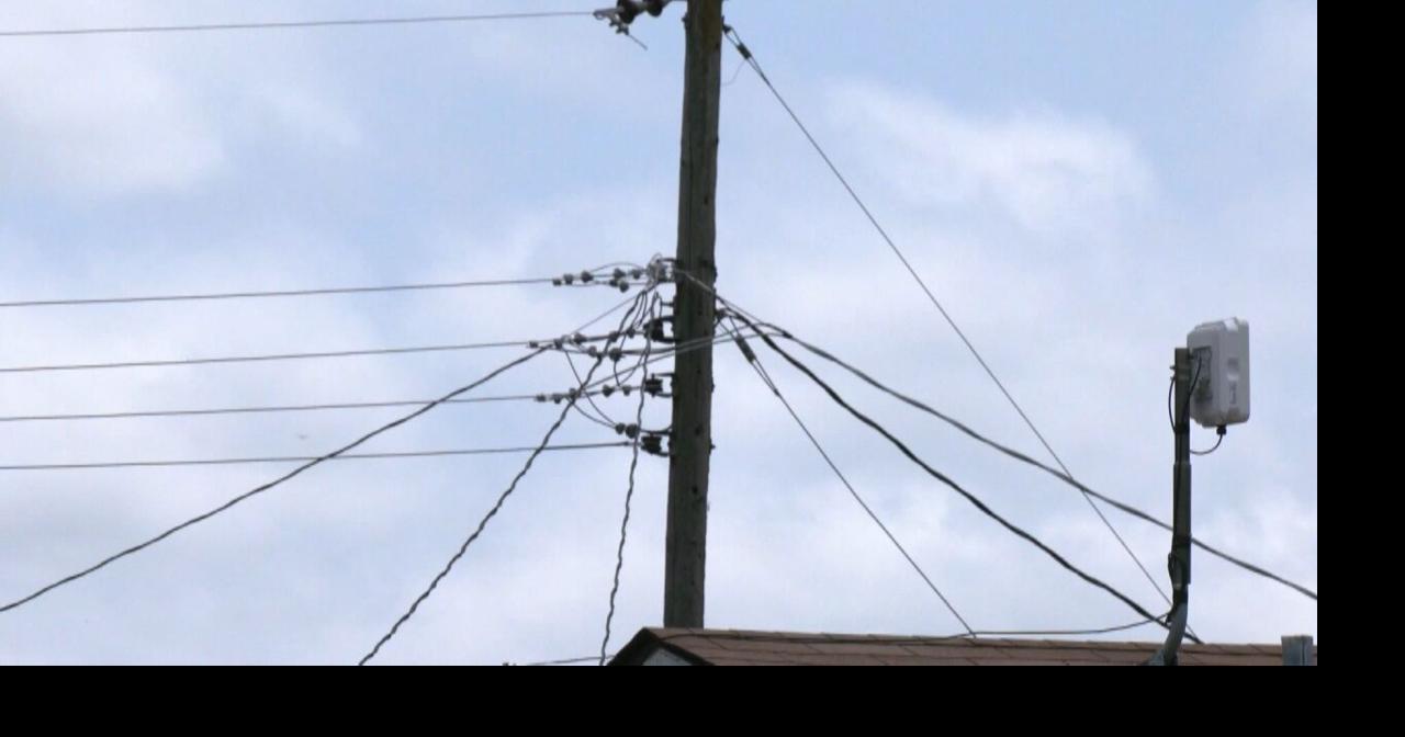 Ardmore neighbors, pets swelter after storm cuts power