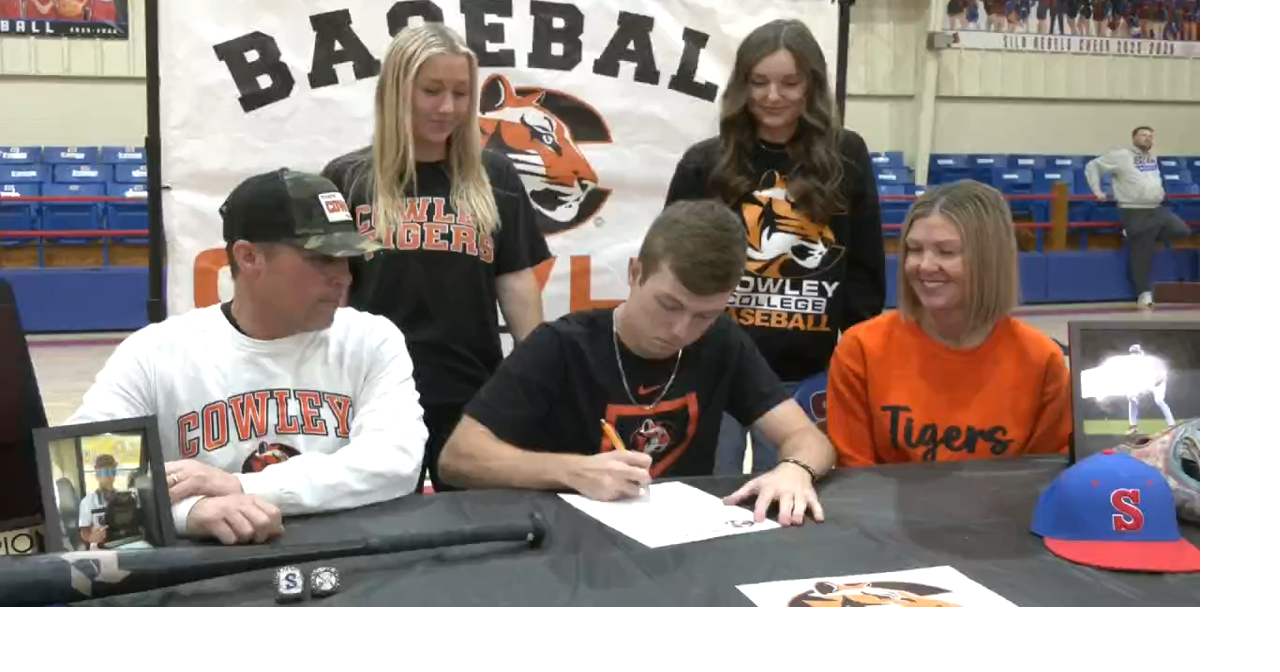 Silo's Zane Sander signs with Cowley College | Sports | kten.com