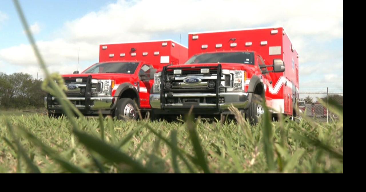 Gunter sells ambulances at center of controversy | News | kten.com