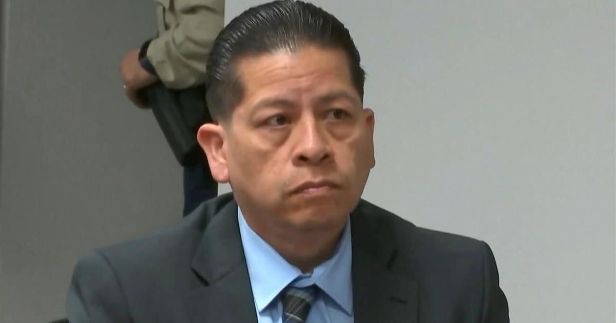 Prosecutor: Uvalde schools officer did nothing until it was too late