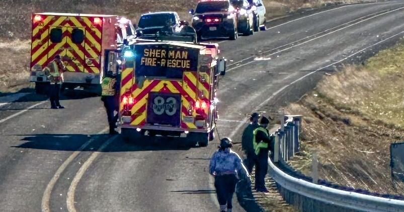 Fatal crash shuts down Denison street | Texas Headline | kten.com
