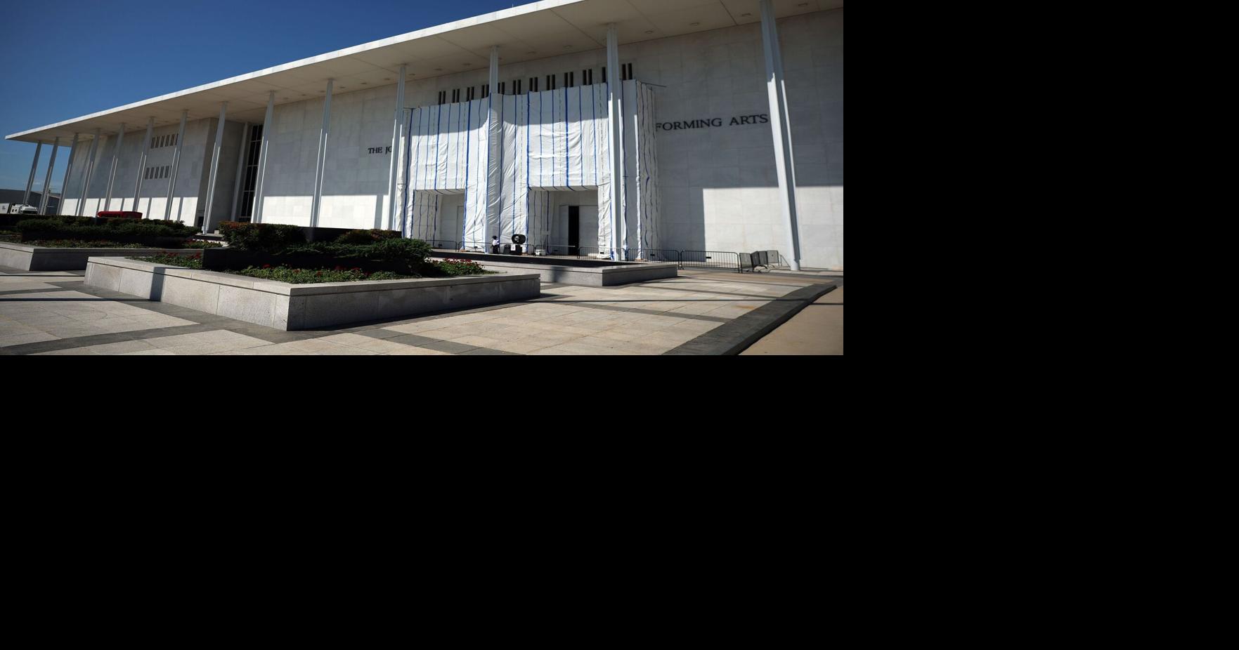 Kennedy Center will briefly delay plan to add Trump's name to building