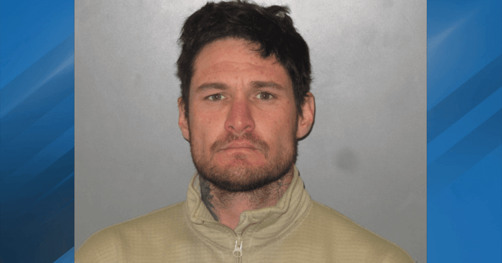 S.E. Iowa armed robbery suspect captured after 5-hour manhunt | Local ...