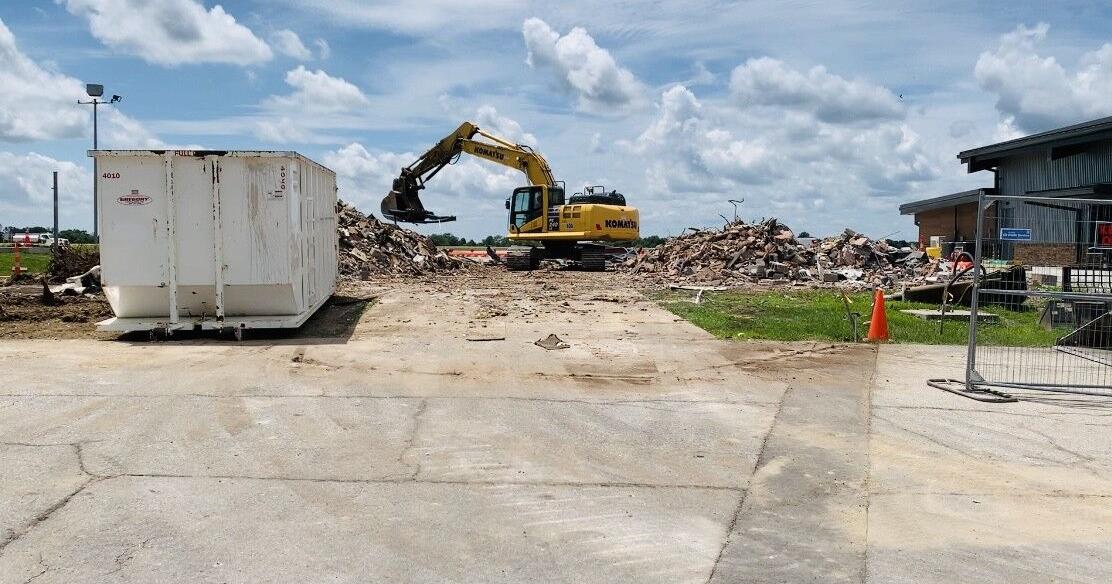 Crews tear down old Kirksville airport terminal to make room for new parking