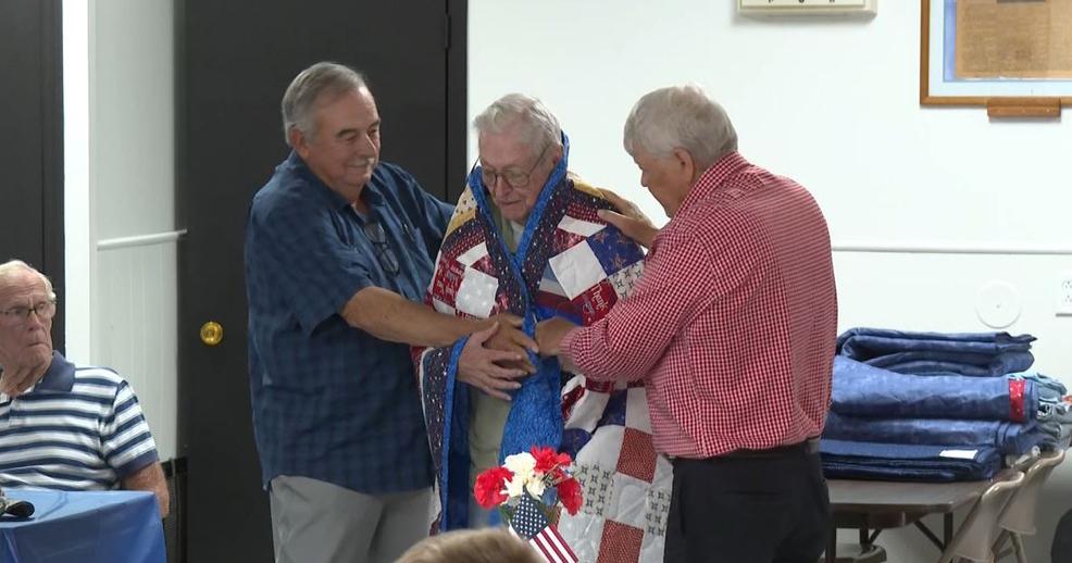 Local heroes honored with heartwarming Quilts of Valor Ceremony | Local ...