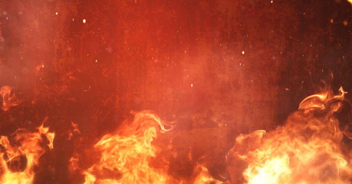 Two house fires started by lightning strikes minutes apart in East Grand Forks