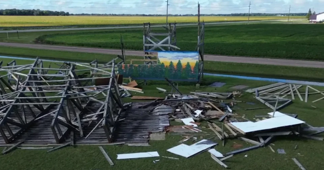 Official fundraiser started to help restore toppled outdoor movie screen at SkyVu Drive-In in Warren, MN