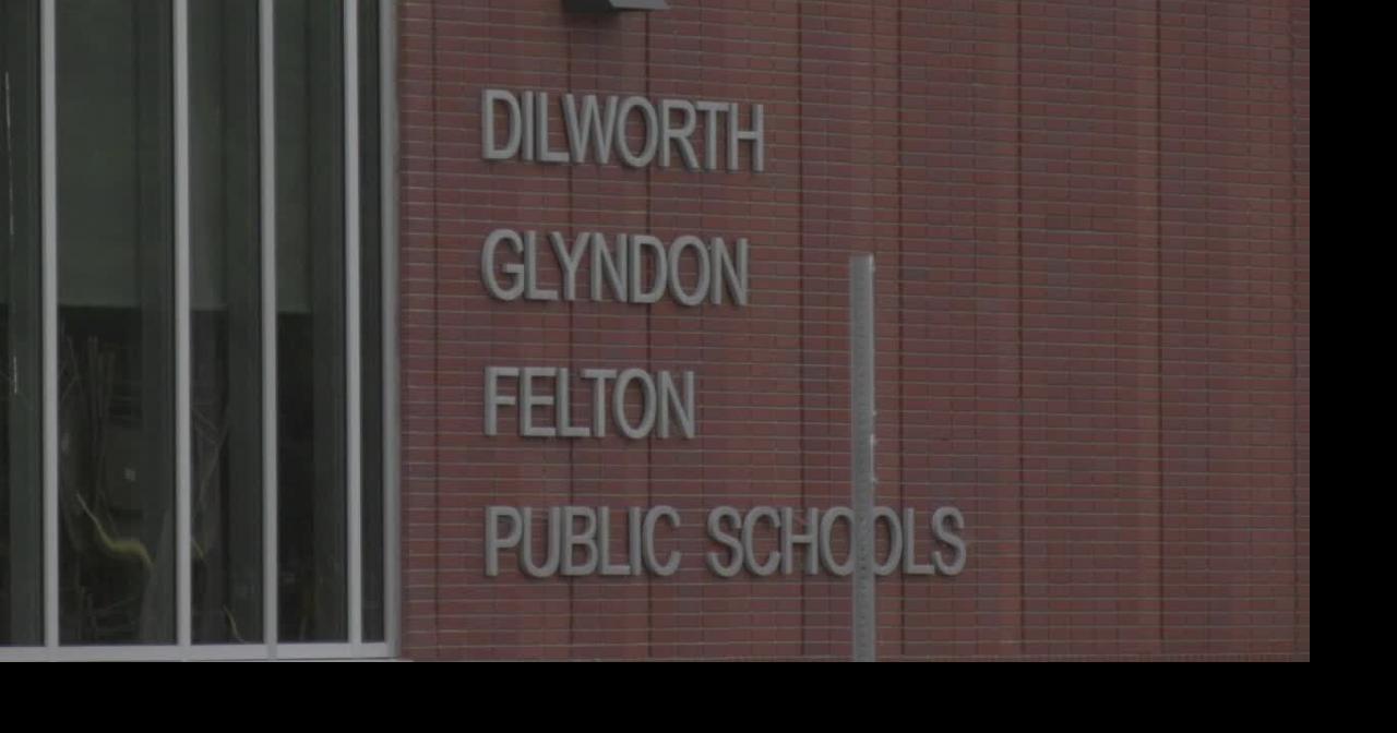 DGF parent speaks out about school district issues
