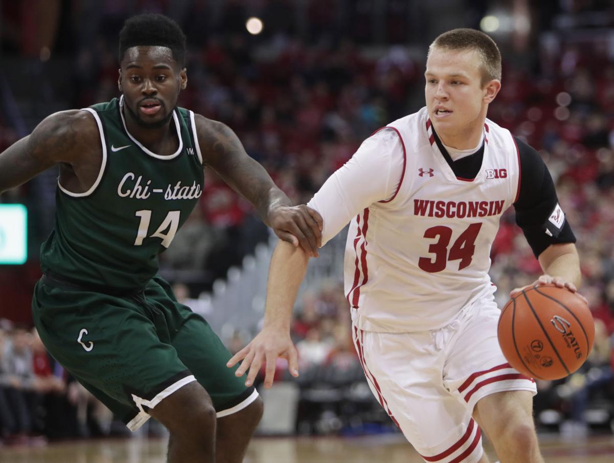 Badgers Men S Basketball Freshman Guard Brad Davison Plays