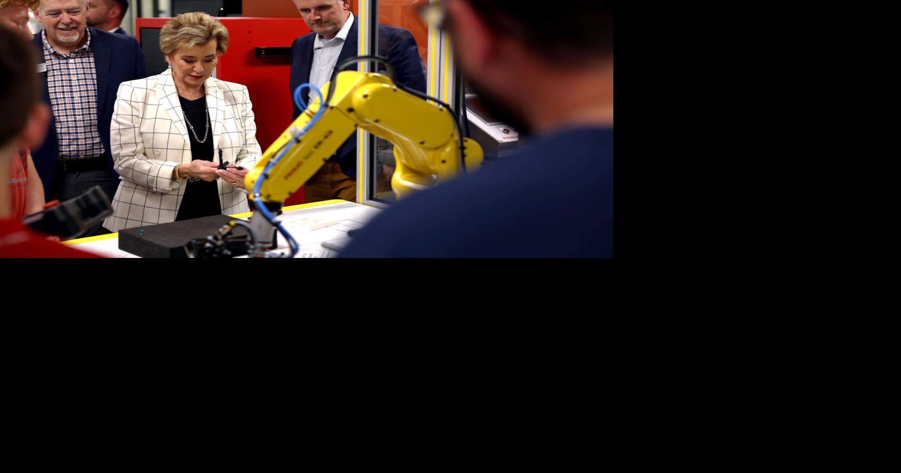 US Education Secretary visits Western Technical College