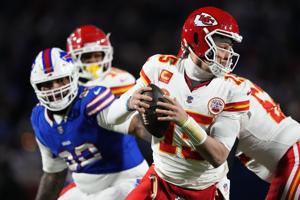 Kelce scores twice and Chiefs beat Bills 27-24, advance to AFC championship