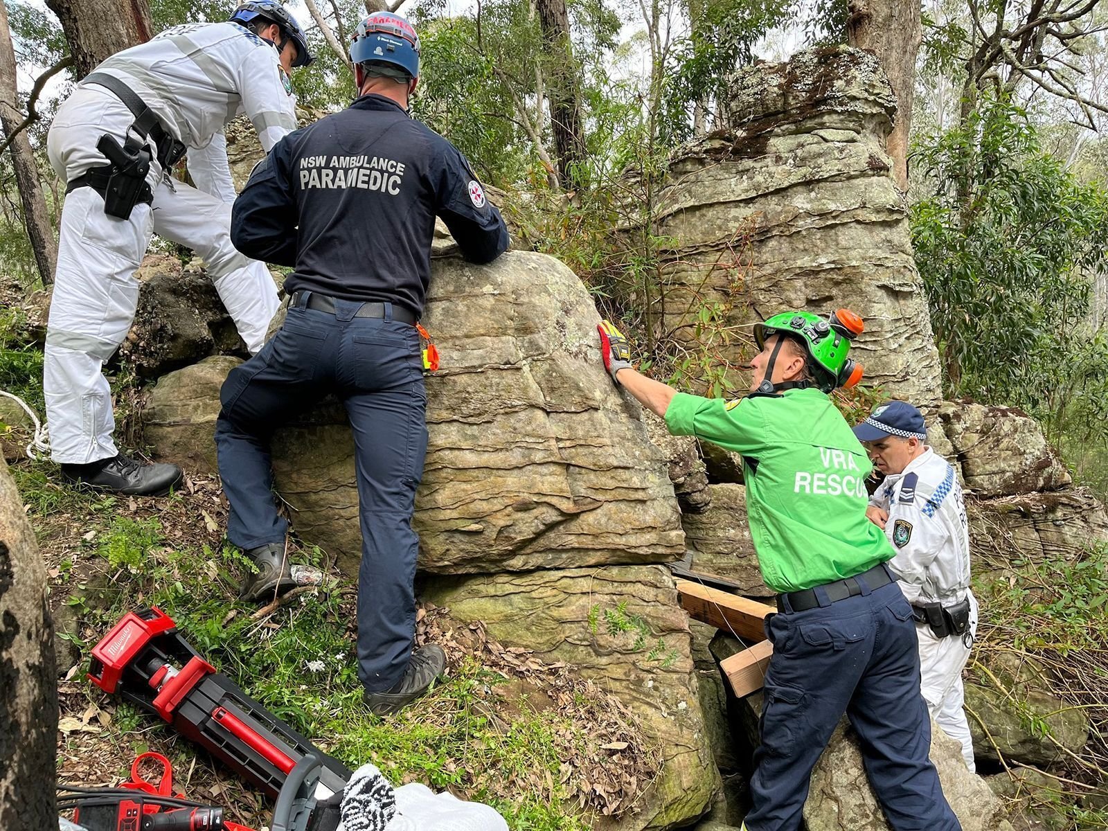 Woman Wedged Upside Down Between Rocks For 7 Hours After Trying To ...