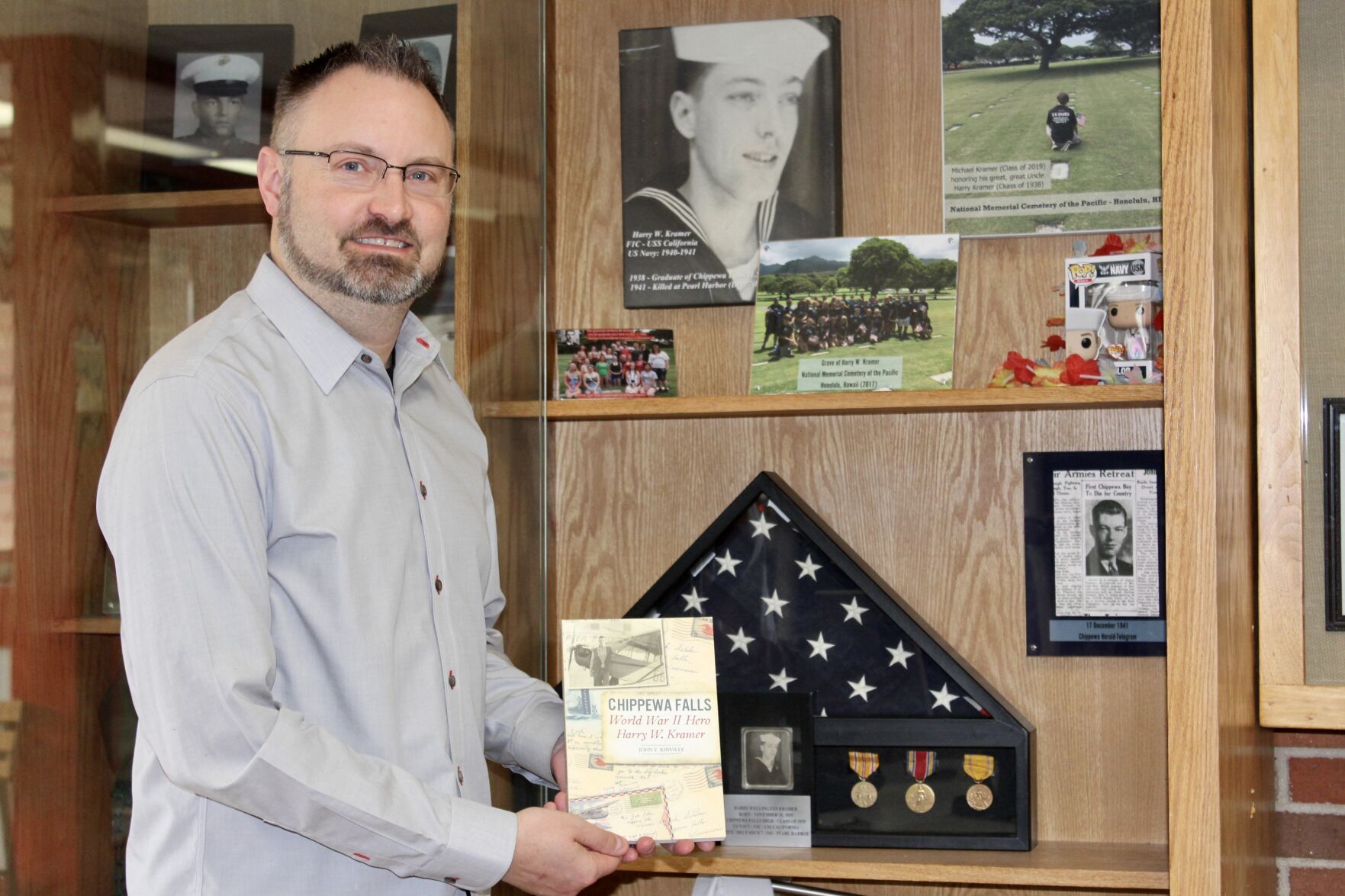 Kinville shows off Chi Hi memorial to fallen WWII veteran