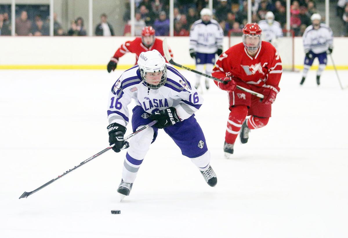 Onalaska sticks with its game, earns state berth Preps