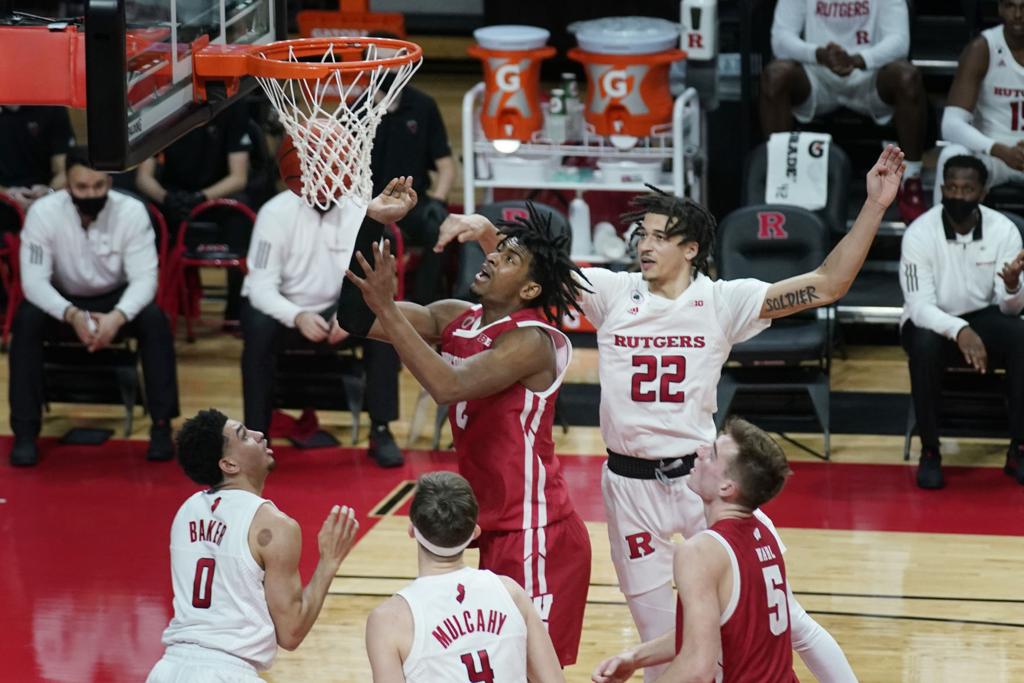 Photos: Wisconsin Badgers finish strong to close out Rutgers Scarlet Knights | Basketball | lacrossetribune.com