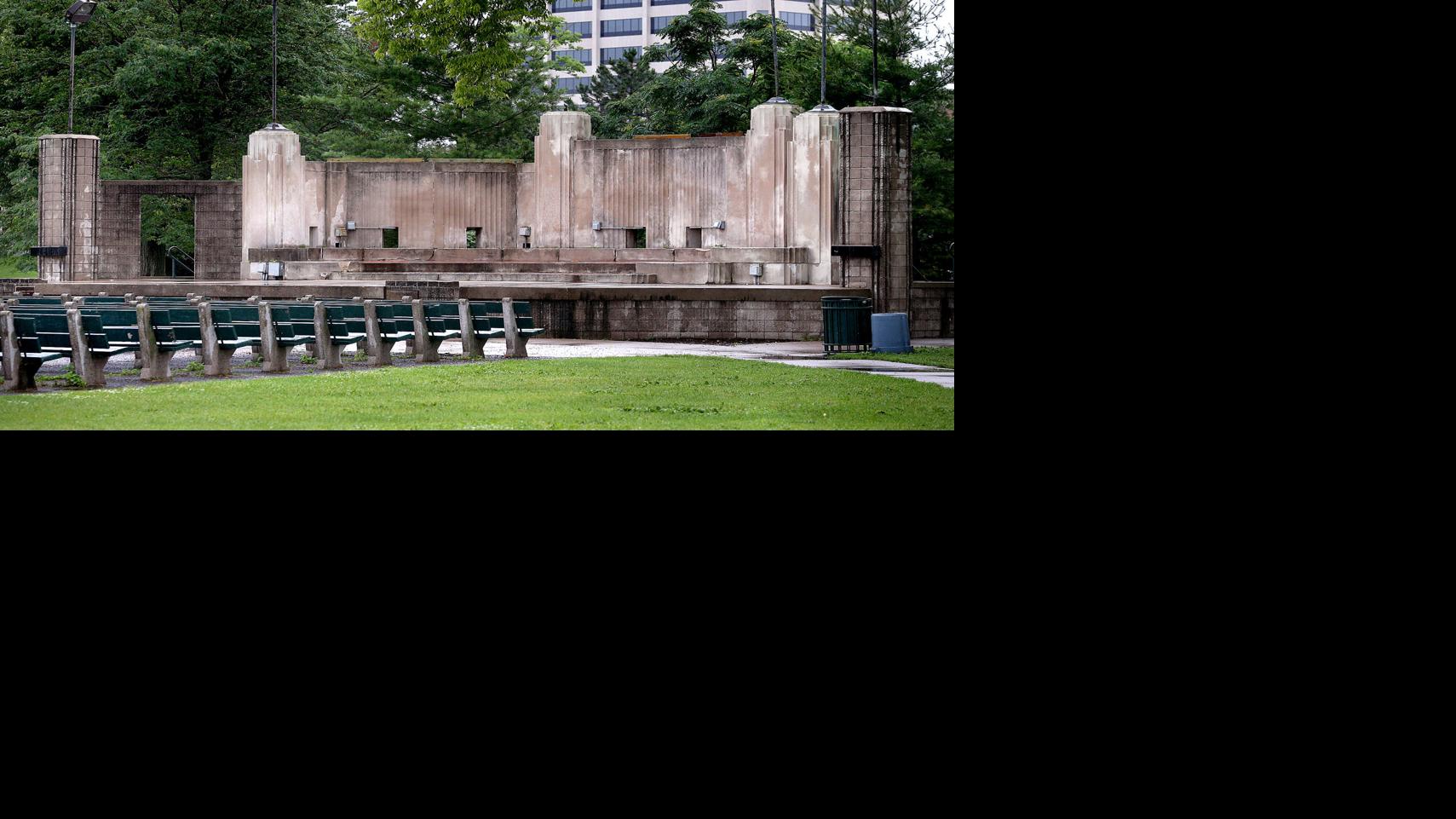 User group looks to add shell to Riverside Park bandstand