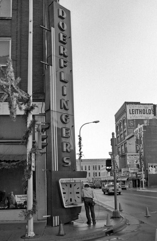 Hometown History: 1987 removal of the Doerflinger sign