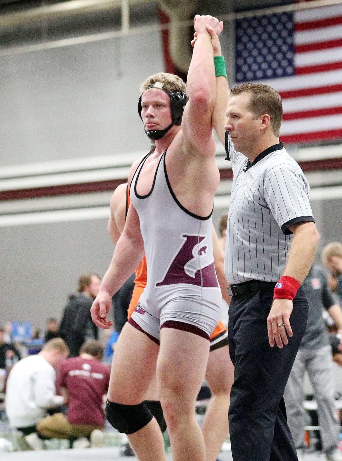 UWLa Crosse wrestling Konrad Ernst forms new friendship with ASL