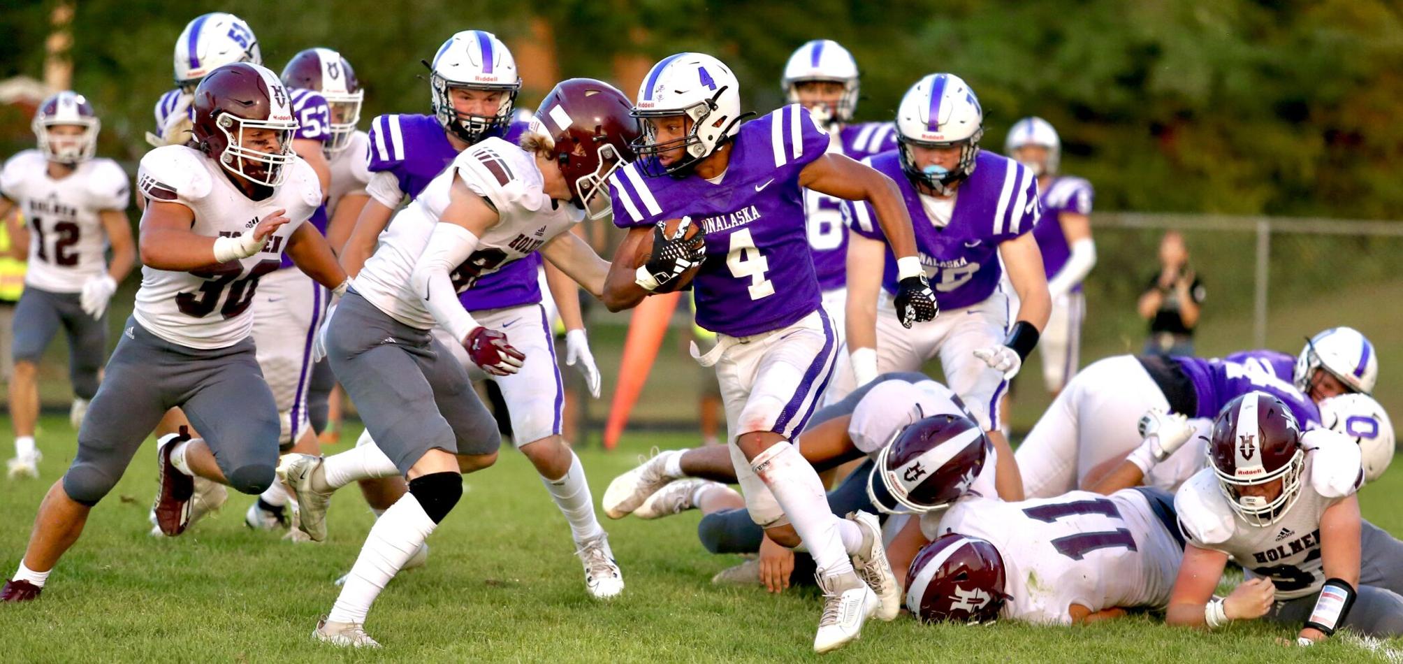 IN PHOTOS Onalaska Gets Home Win Over Holmen