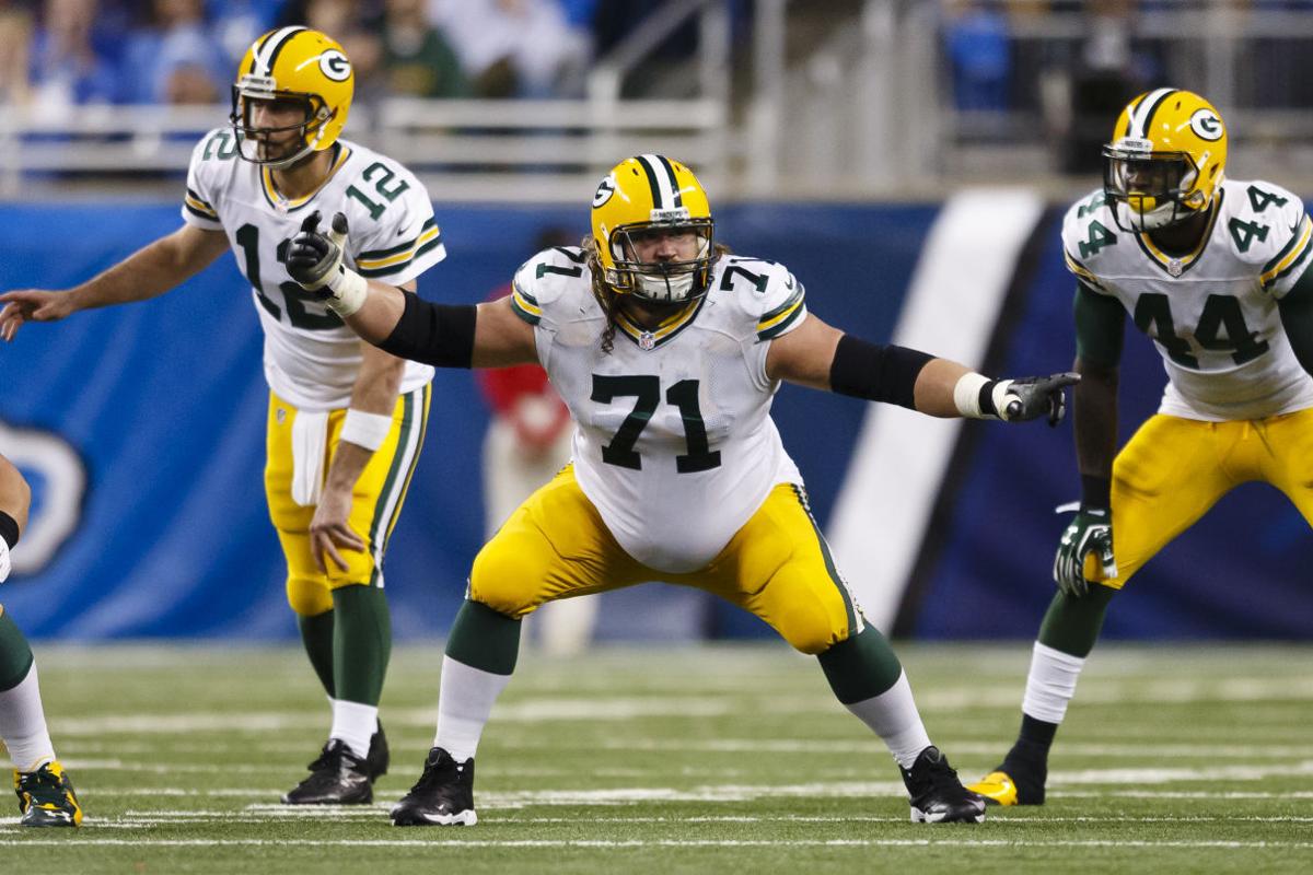 Green Bay Packers: Josh Sitton lines up against former Packers