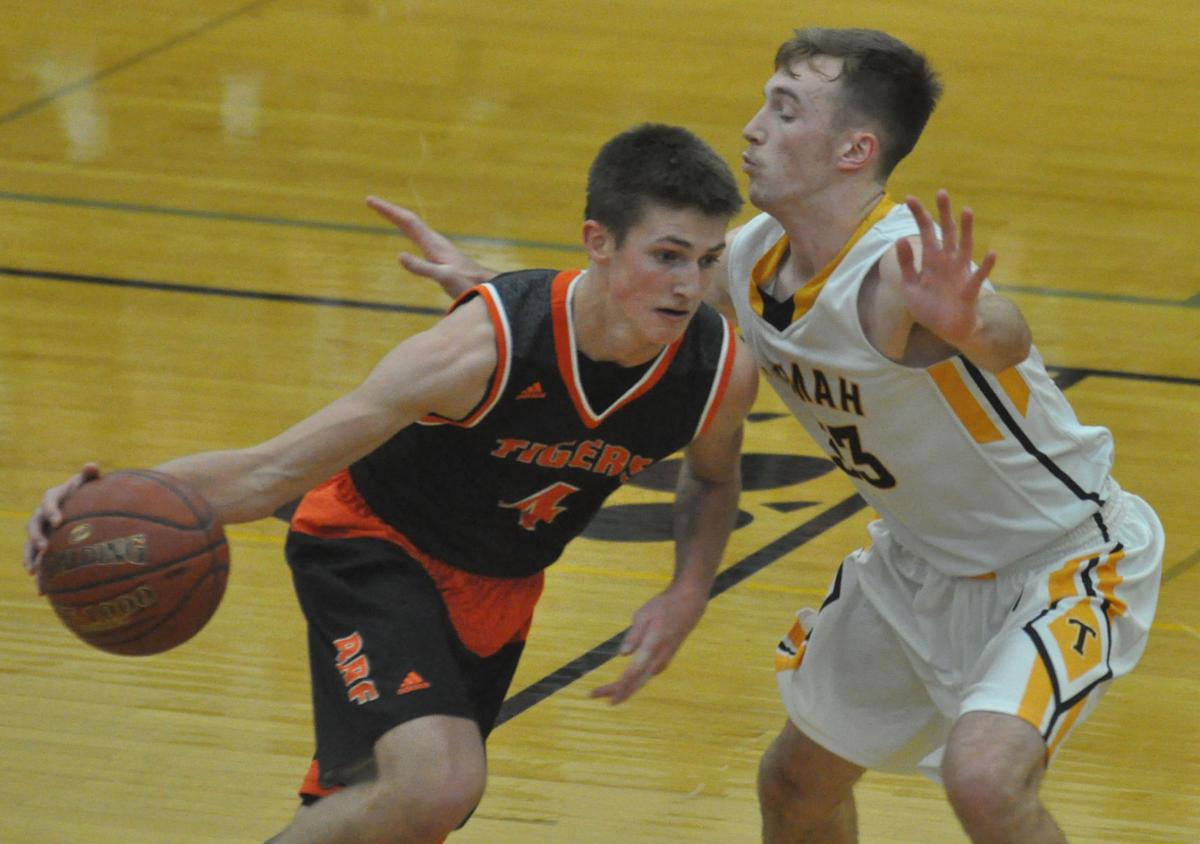 Cowley S Tigers Taking Positive Steps Early In Boys Basketball
