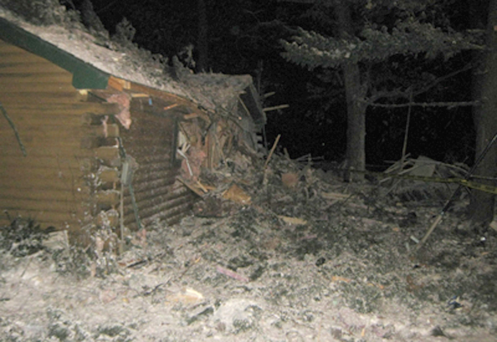 Cabin explosion damages several homes near New Auburn