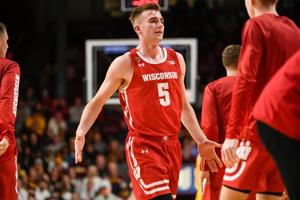Defensive improvements give Wisconsin men's basketball forwards homecoming win