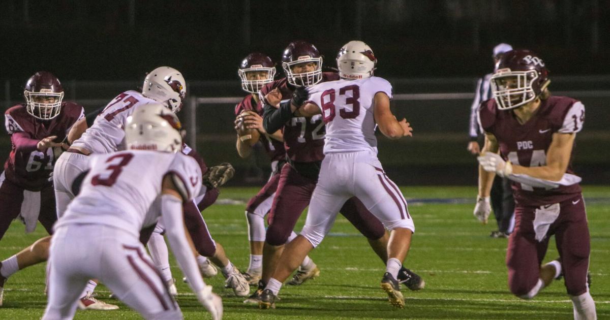 WIAA football Prairie du Chien stopped by unbeaten Mayville in Division 5
