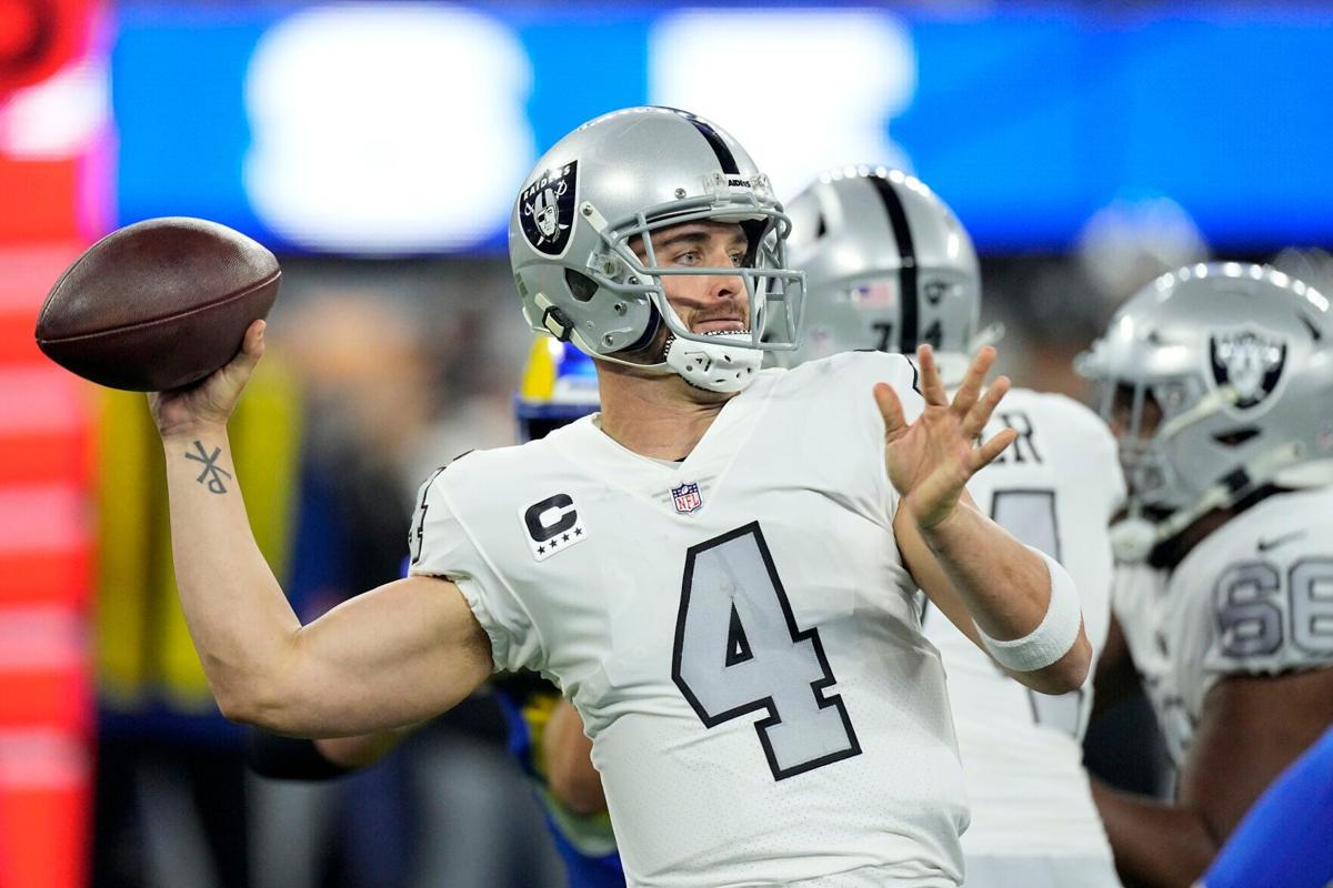 Derek Carr steps away from Las Vegas Raiders after surprise benching, Las  Vegas Raiders