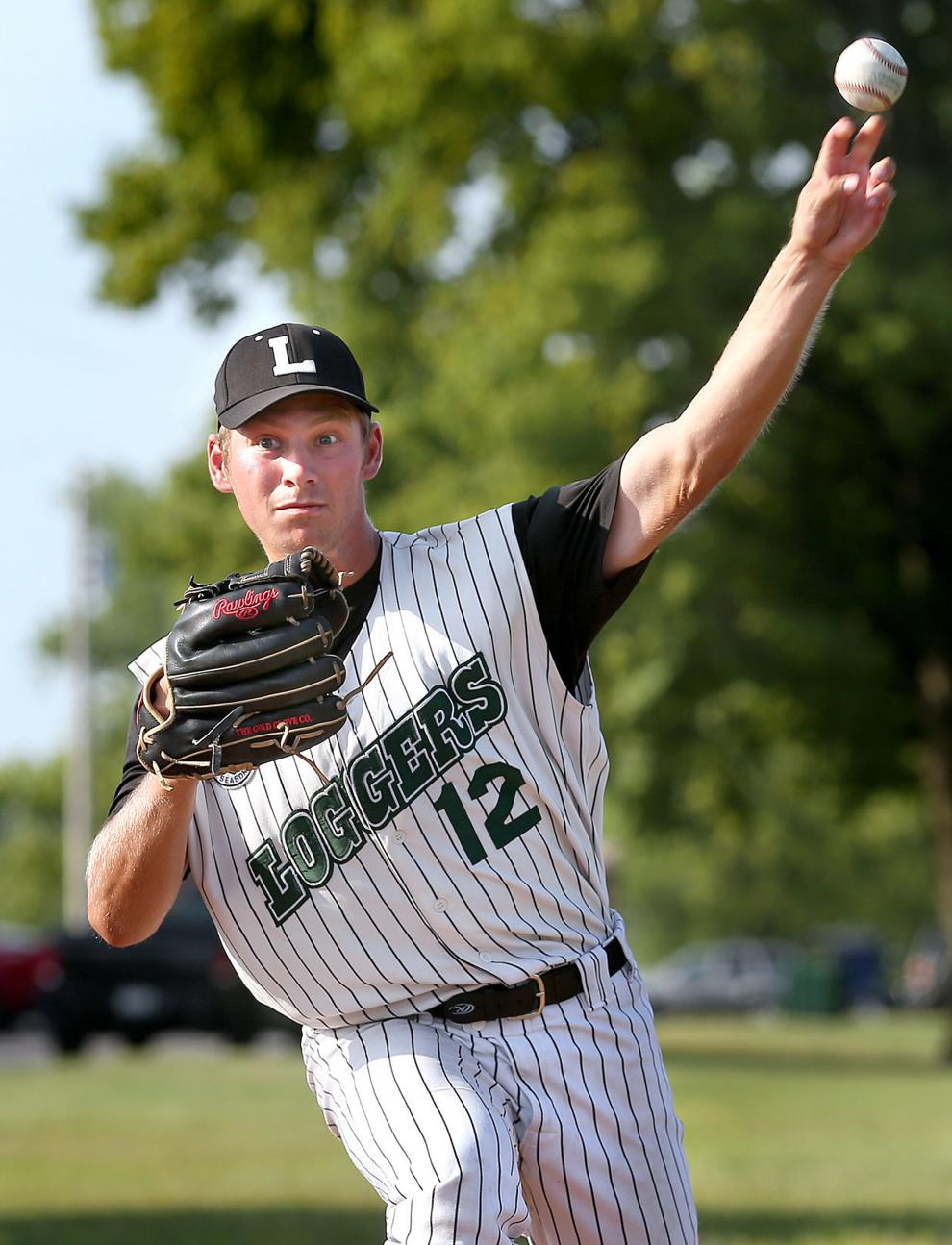 La Crosse Loggers Jon Meyerring gets back into baseball
