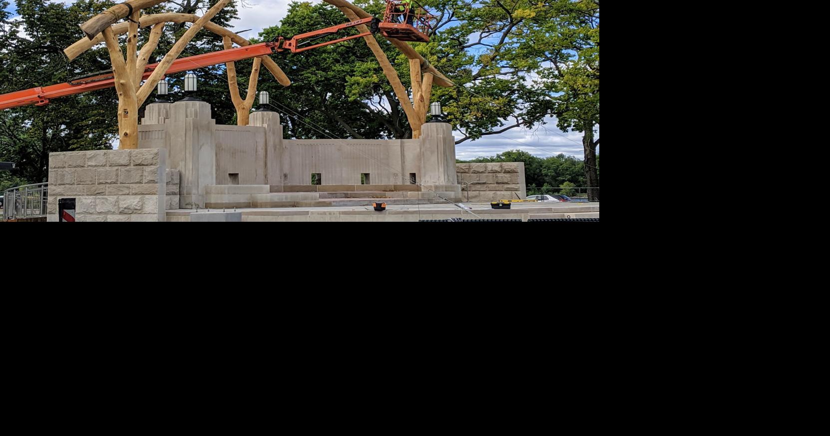 Riverside Park band shell gets arches made of entire trees
