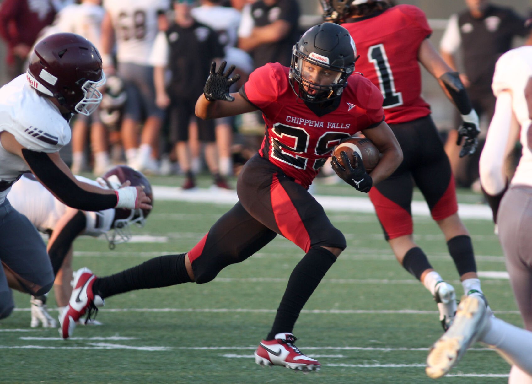 High School Football Chi Hi opens Big Rivers play at Hudson