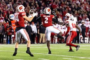 Star's injury 'a bit worrisome' but Wisconsin football safeties stepped up