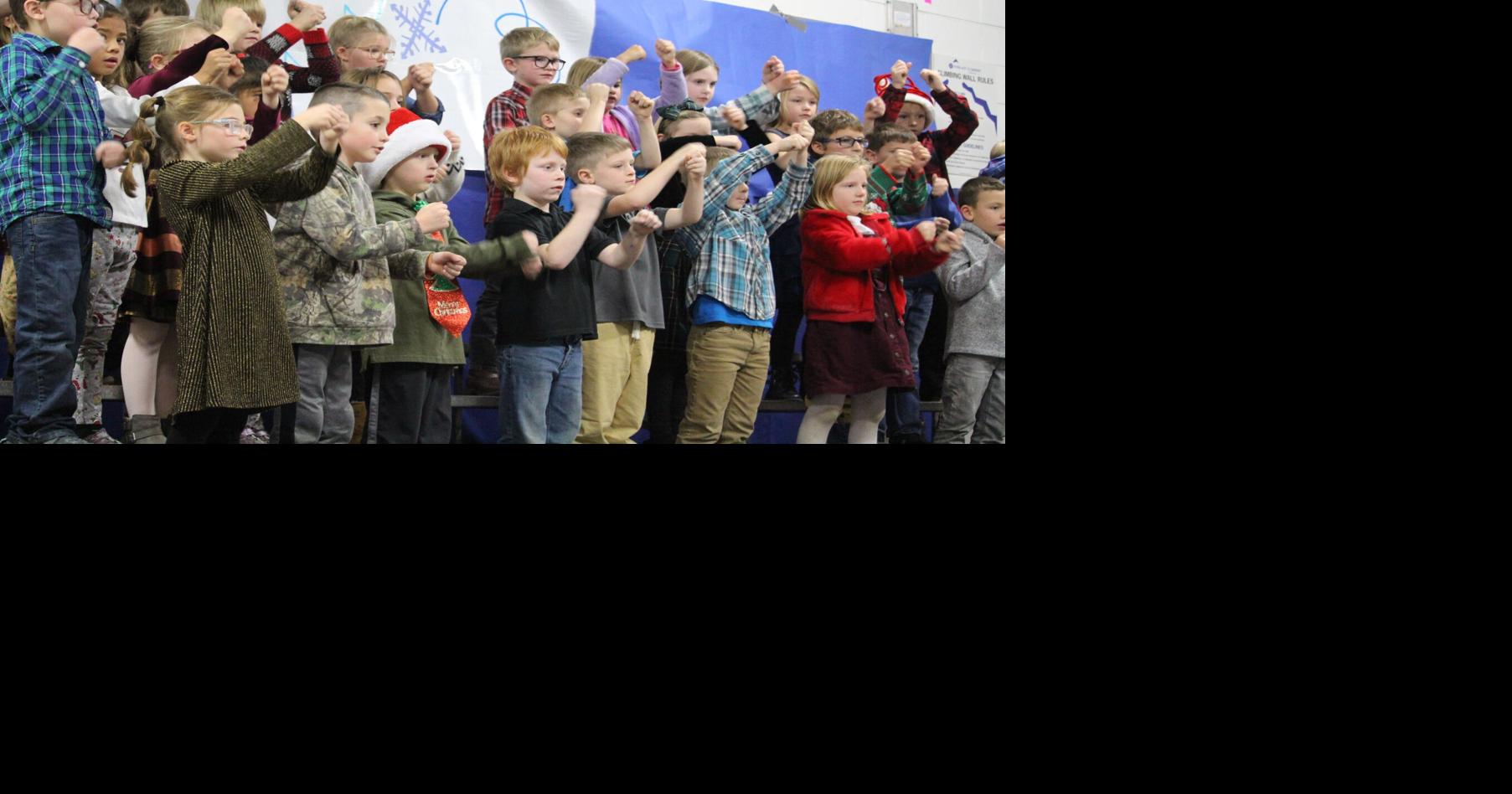 Coon Valley elementary students celebrate winter with music