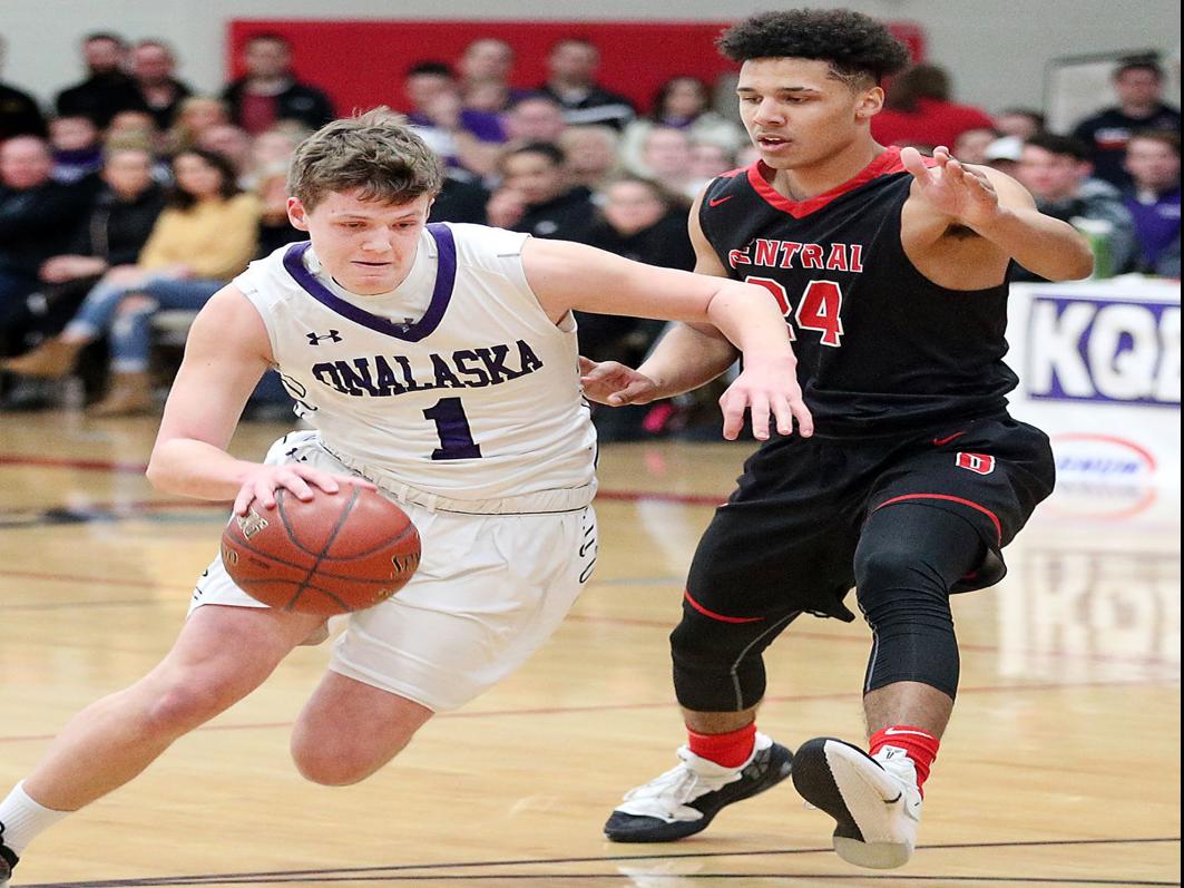 Wiaa Boys Basketball Top Ranked Onalaska Ready For Central