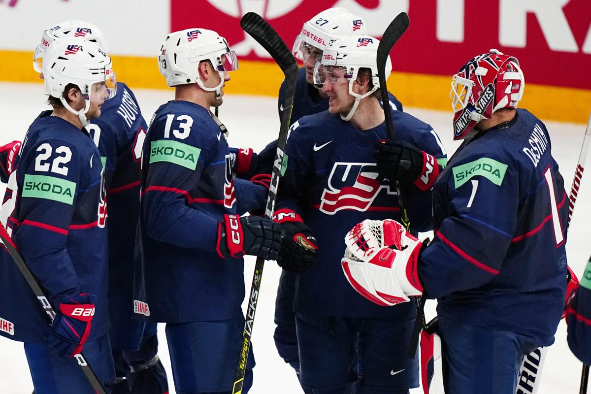 U.S. shuts out Sweden, wins Group B at world junior hockey