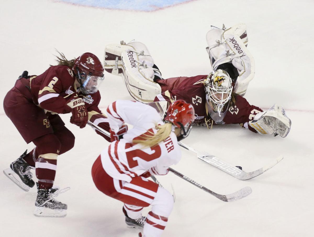 Badgers Women S Hockey Wisconsin Takes No 1 Ranking Into Break College Sports Lacrossetribune Com