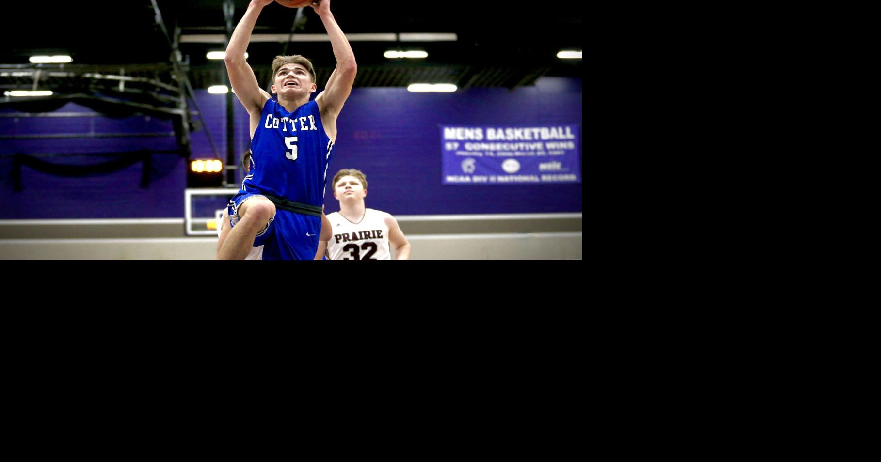 IN PHOTOS Cotter Basketball Splits With Prairie du Chien