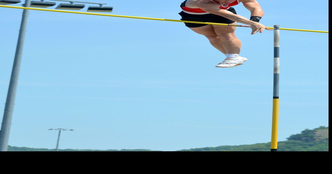 WIAA state track and field Bangor's Sam Crenshaw wins D3 pole vault