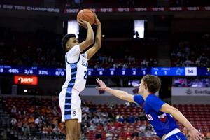 Another season ends on last play in state semifinal for Wisconsin men's basketball target