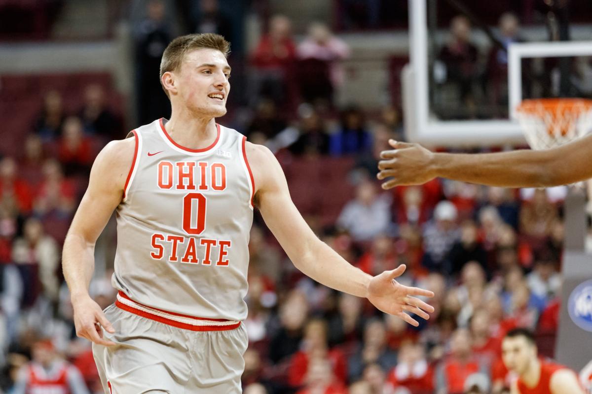 Micah Potter works, waits for his time with Wisconsin Badgers